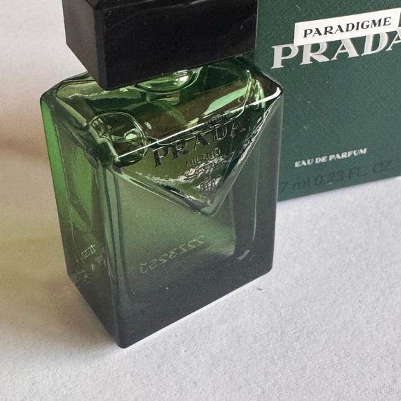 Prada Men Paradigm Fragrance new size - Picture 3 of 5